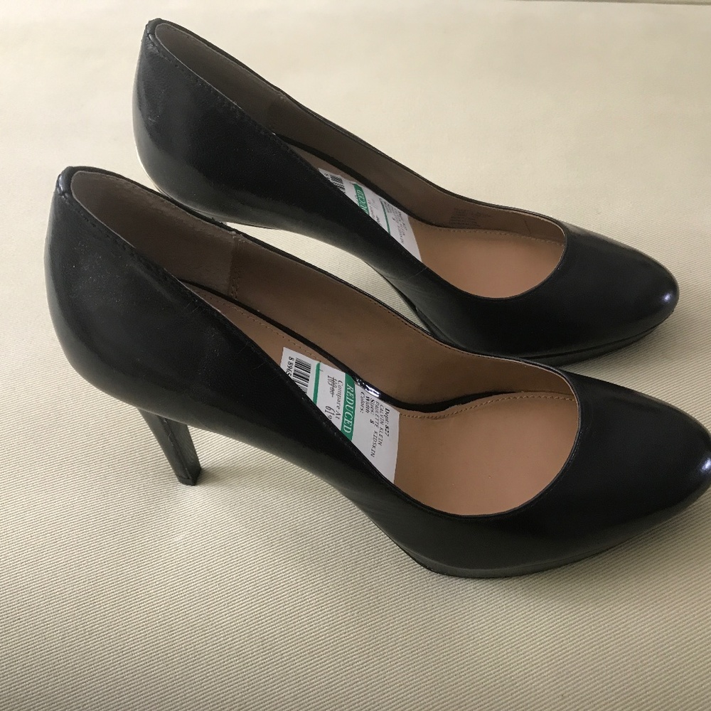 Calvin Klein Paulette Kidskin pumps *NWT